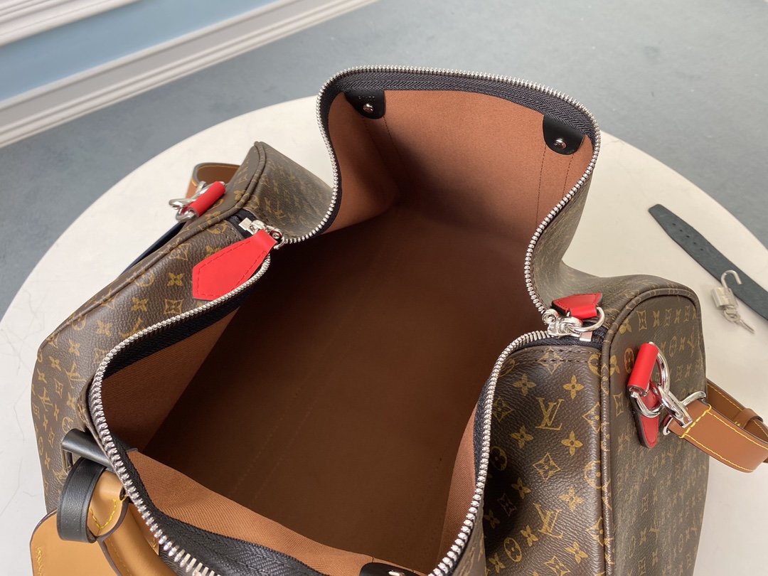 l**is V*t*n keepall 50