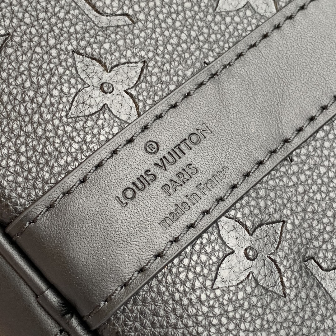 l**is V*t*n keepall bandouliÈre 45-45 x 27 x 20cm