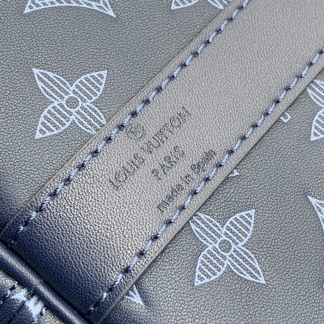 l**is V*t*n keepall bandouliÈre 50-50 x 29 x 23cm