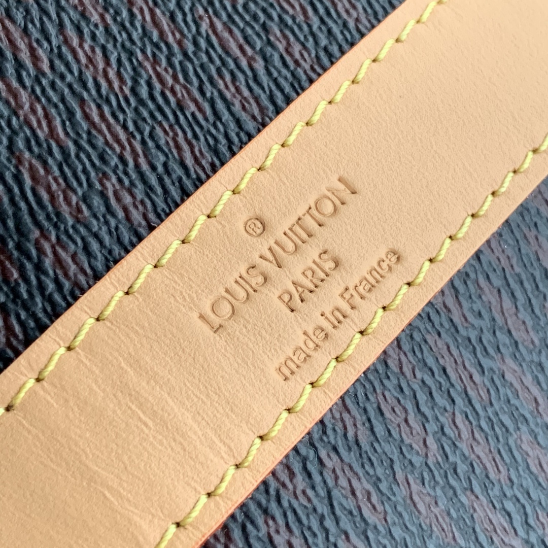 l**is V*t*n keepall bandoulière-50.0 x29.0 x23.0cm