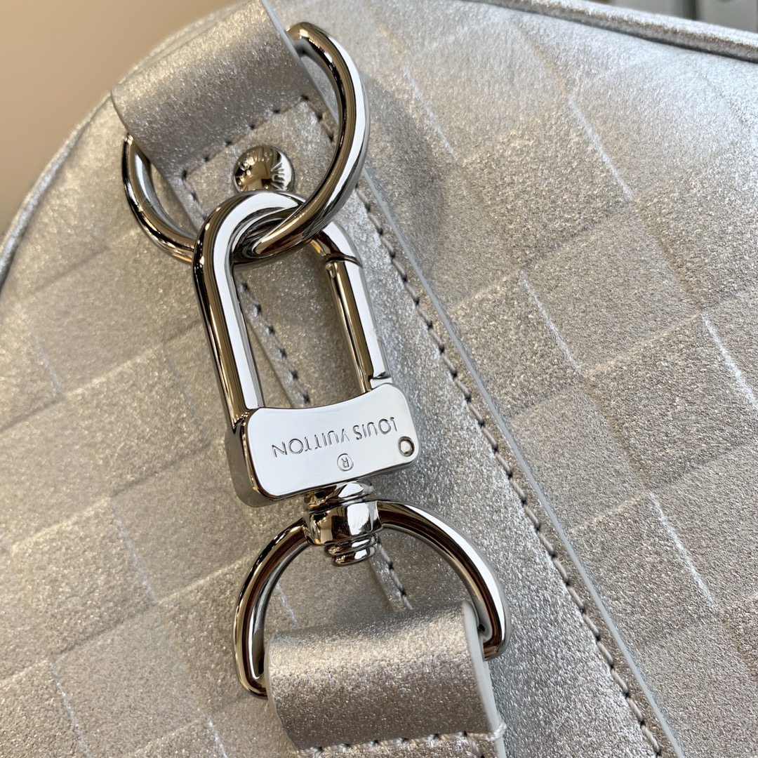 l**is V*t*n keepall bandoulière-50.0 x29.0 x23.0cm