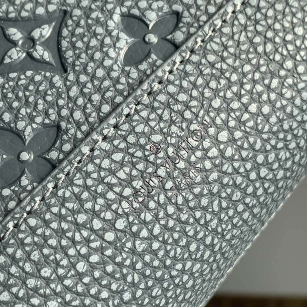 l**is V*t*n m81556 pouch-29*15*9cm