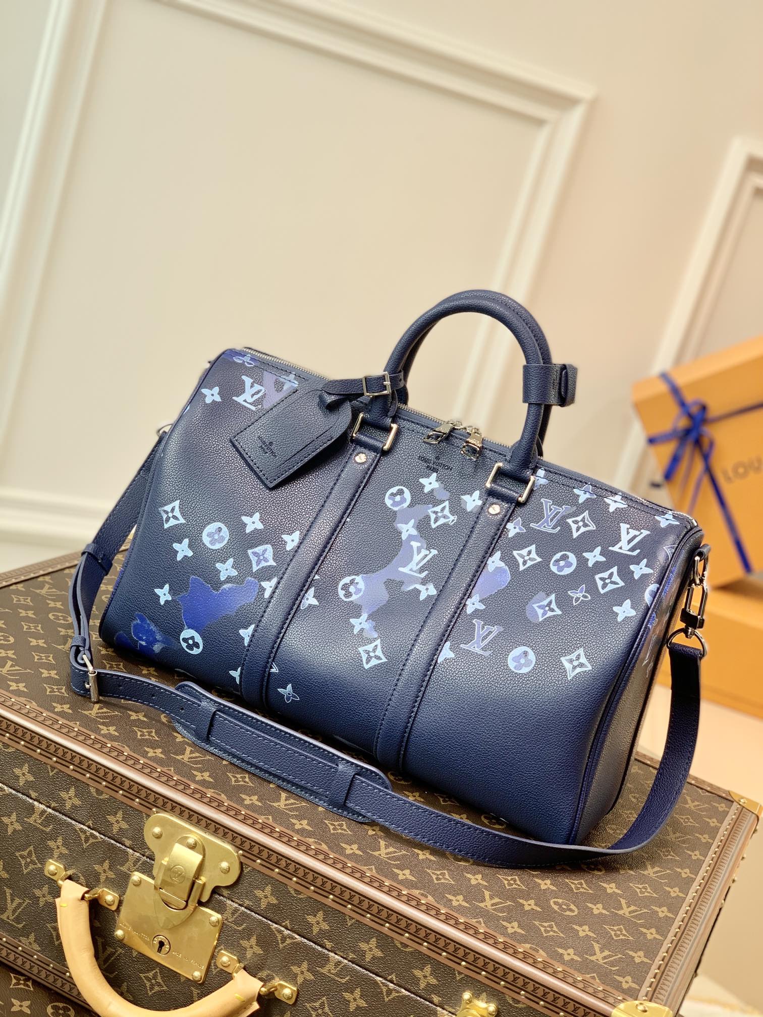 l**is V*t*n keepall bandouliÈre 40-42*26 20cm