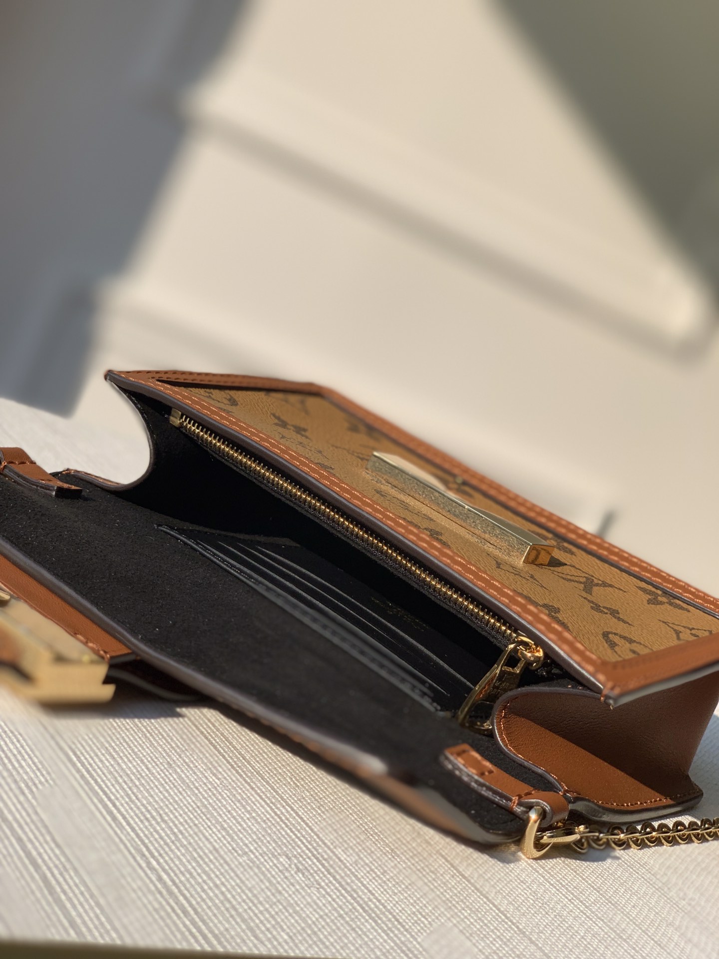 l**is V*t*n mini dauphine bag-19*12*5cm