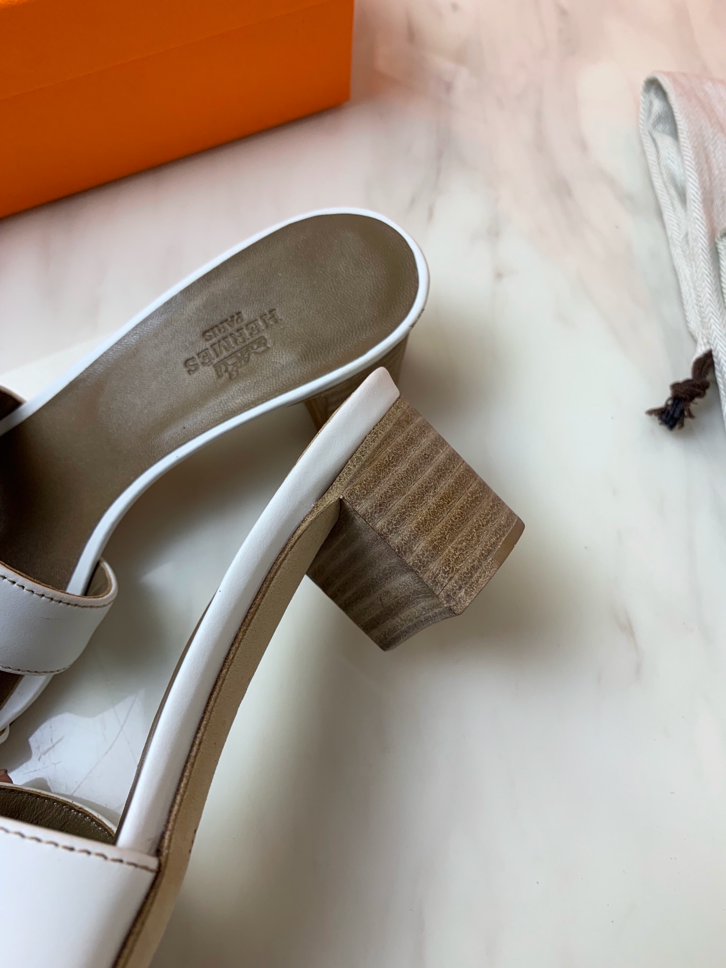 H**mes H**mes classic slippers