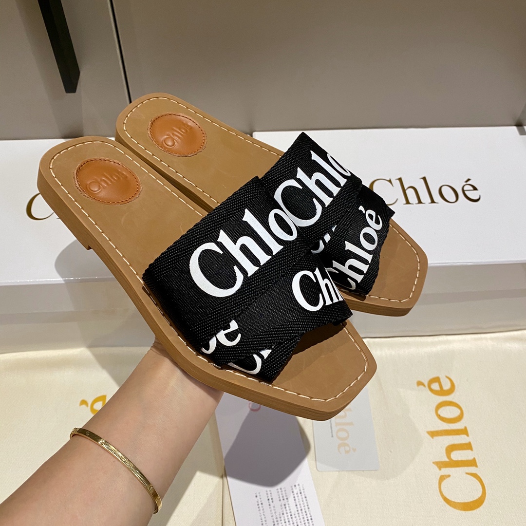 Chloe Slides