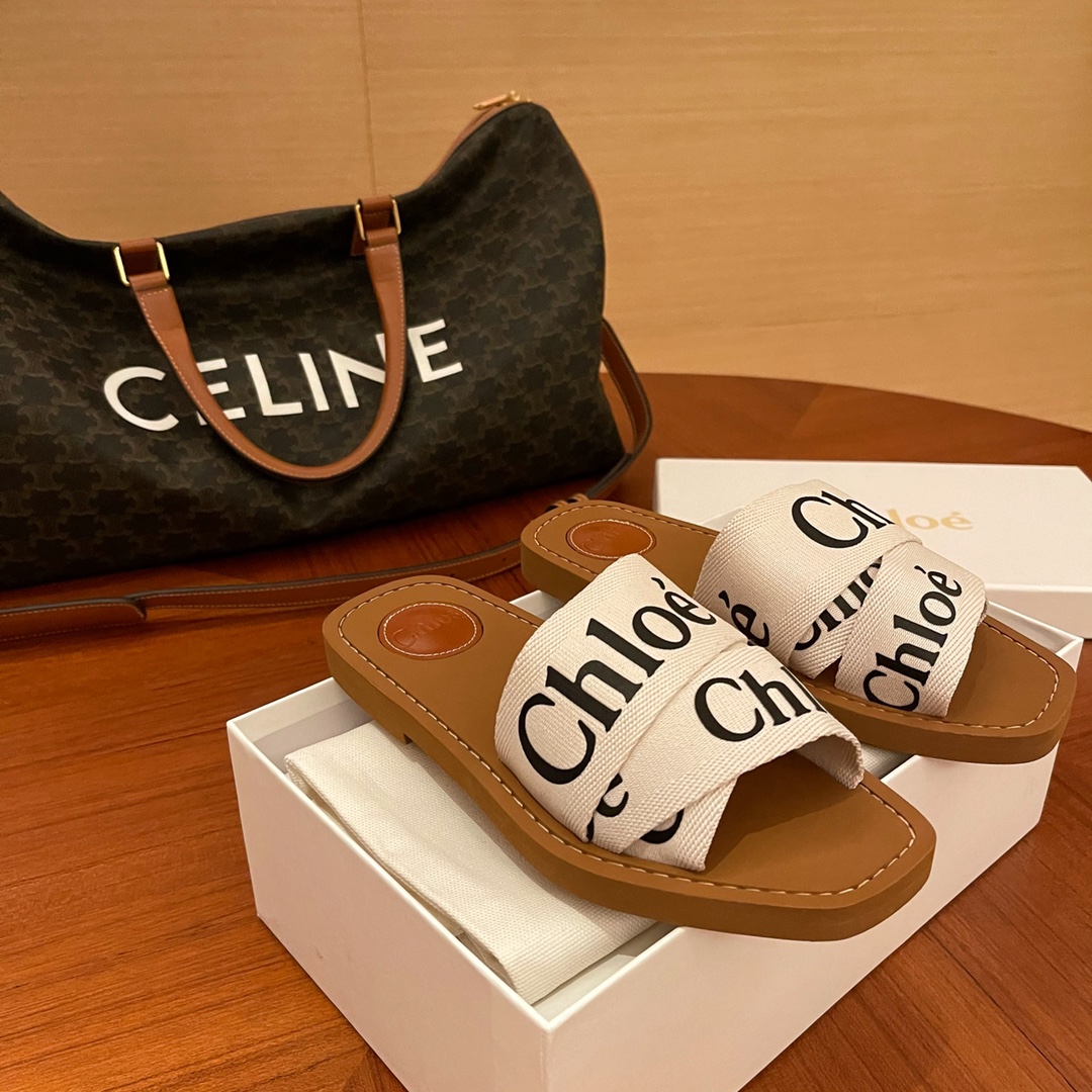 Chloe Slides