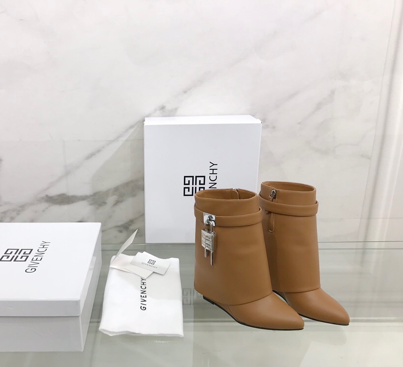 Givenchy Boots(EU35-42)