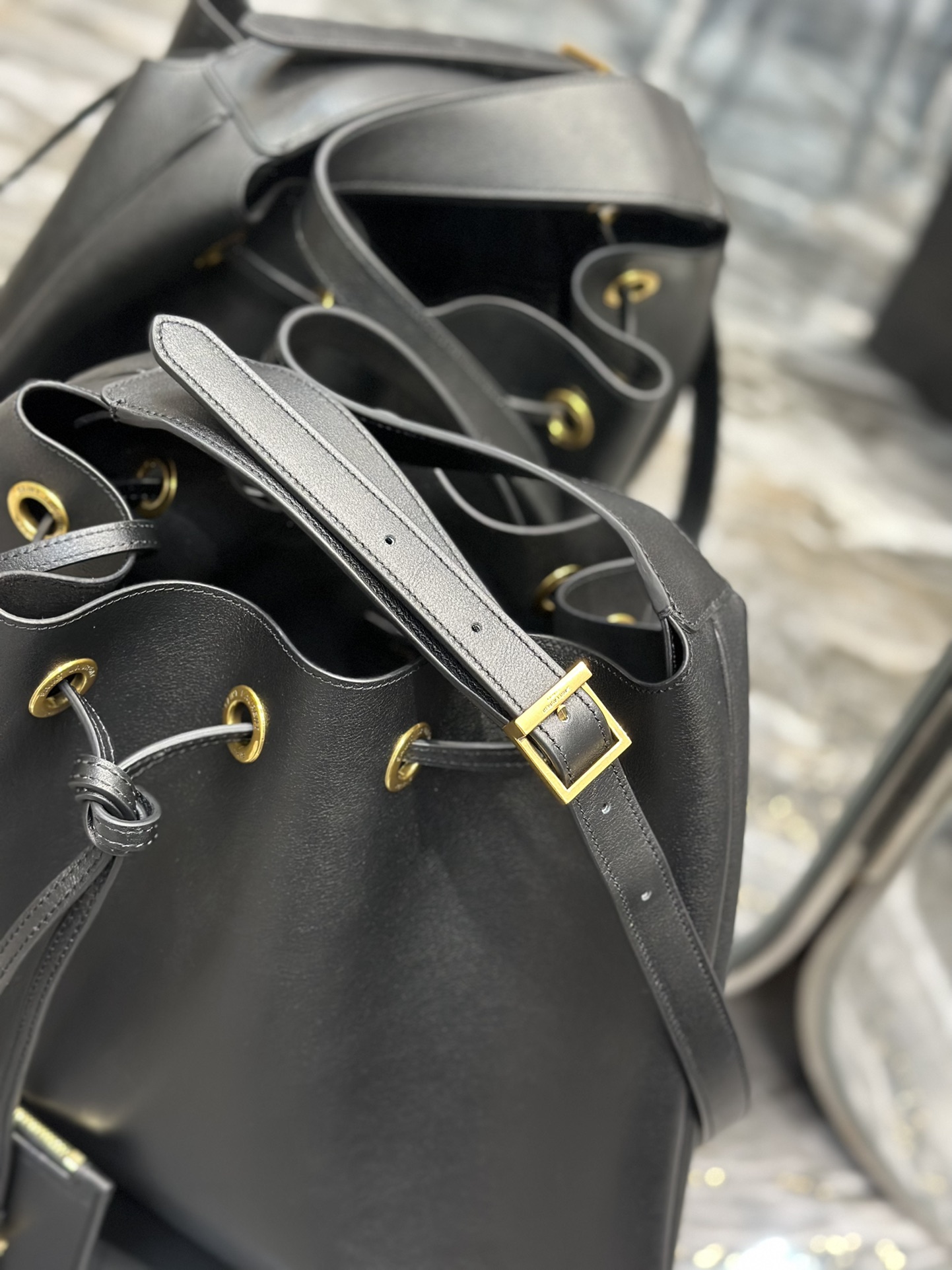 YSL Flat Hobo Bag-44×33×2.5CM