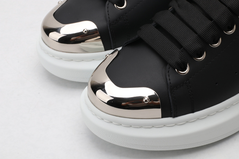 Alexander McQueen Sports Shoes