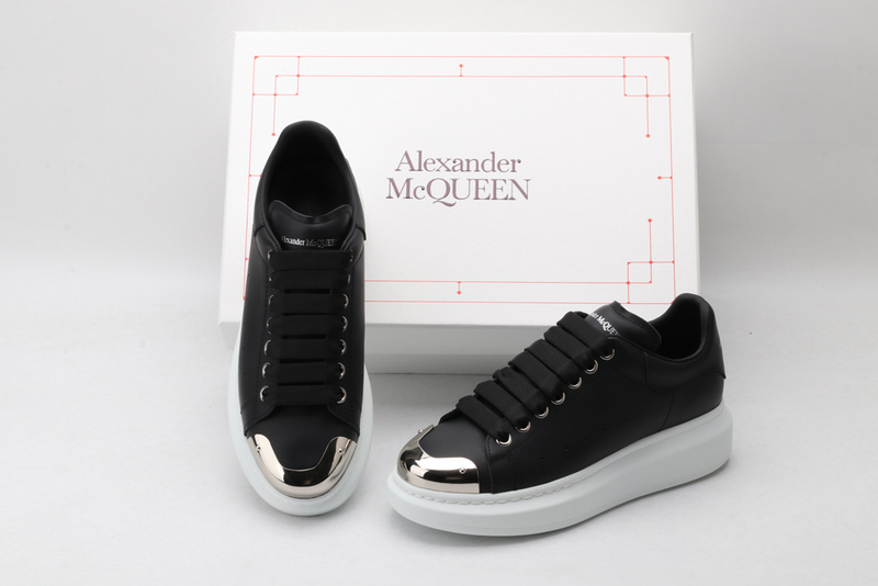 Alexander McQueen Sports Shoes