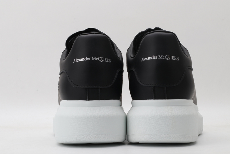 Alexander McQueen Sports Shoes