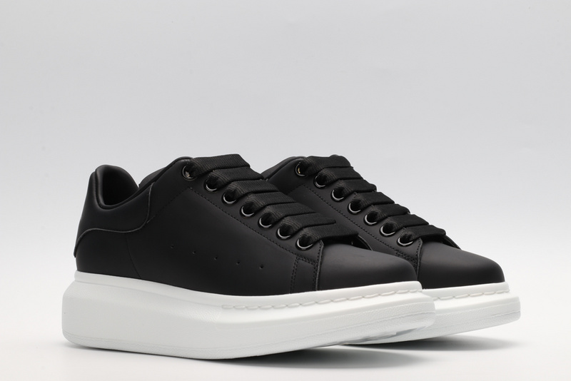 Alexander McQueen Sports Shoes