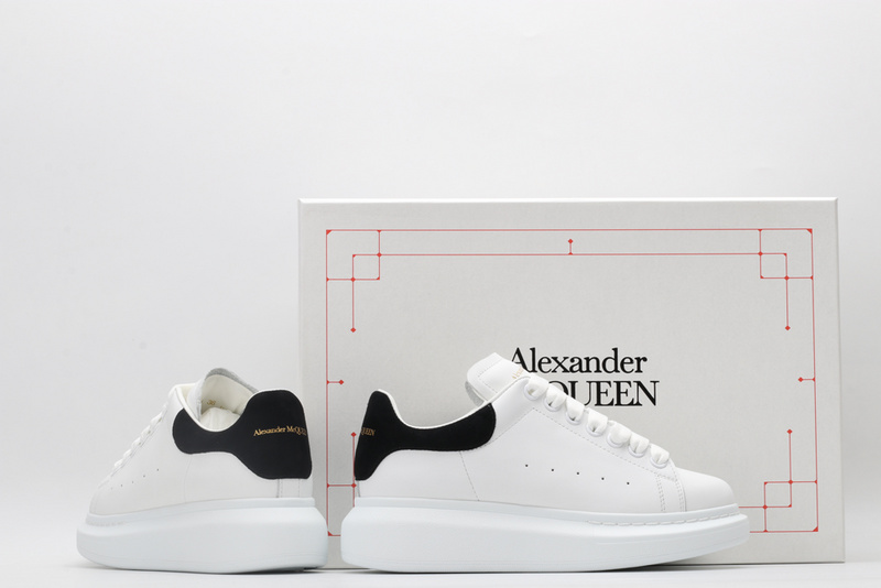 Alexander McQueen Sports Shoes