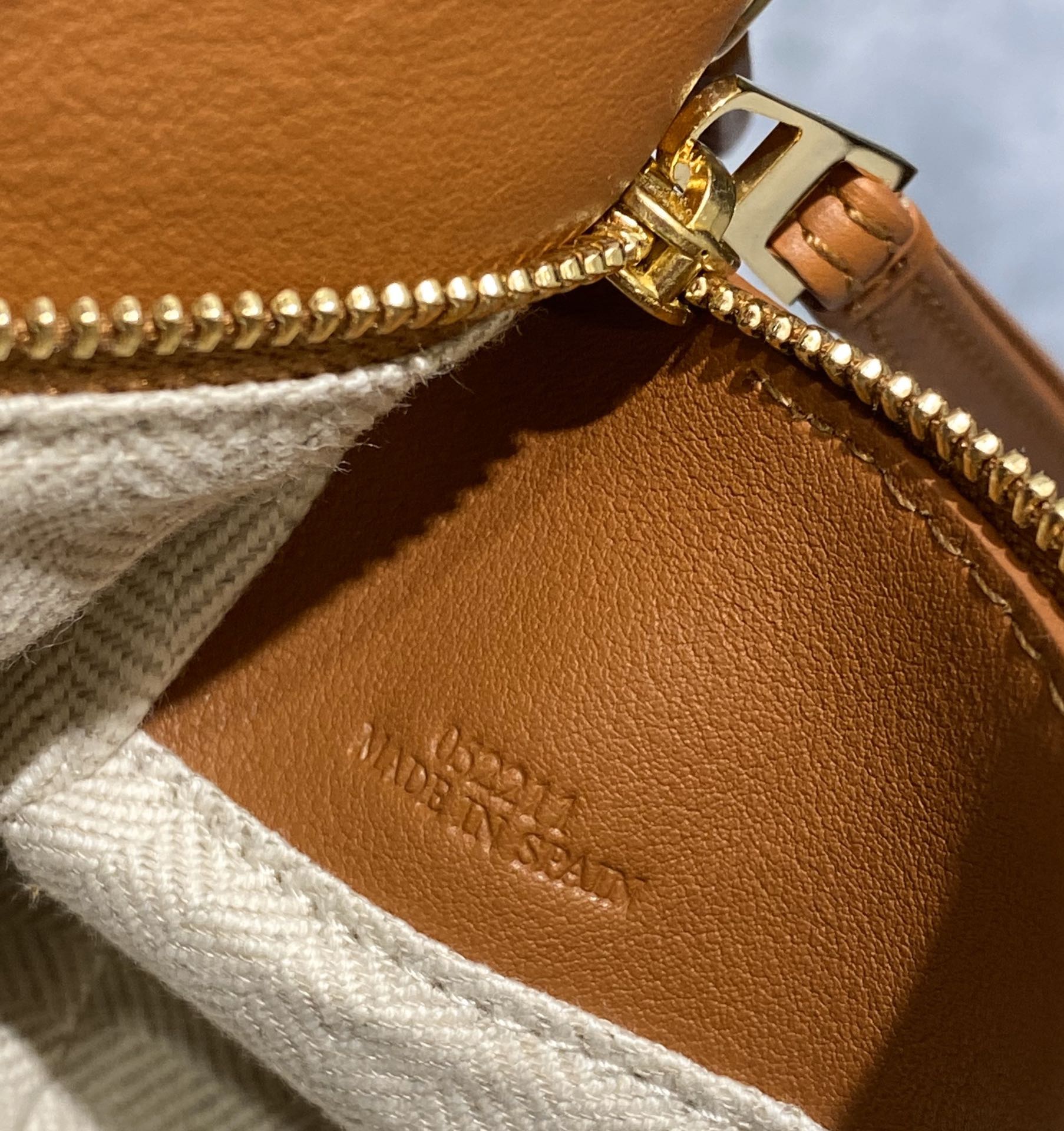 Loewe Puzzle Mini Bag-18*11*7.5CM