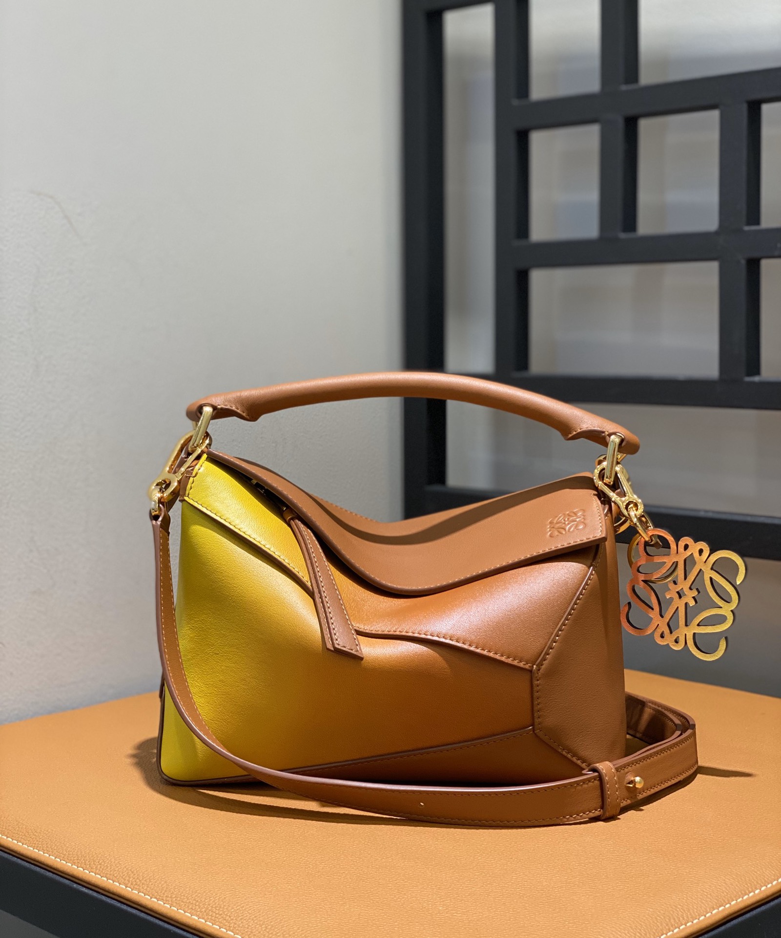 Loewe Puzzle Small Bag-24*10*14CM