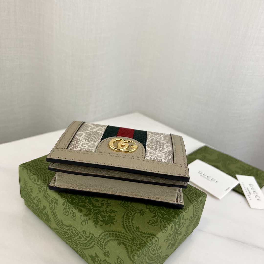 G*u*i wallet-11x8.5x3cm