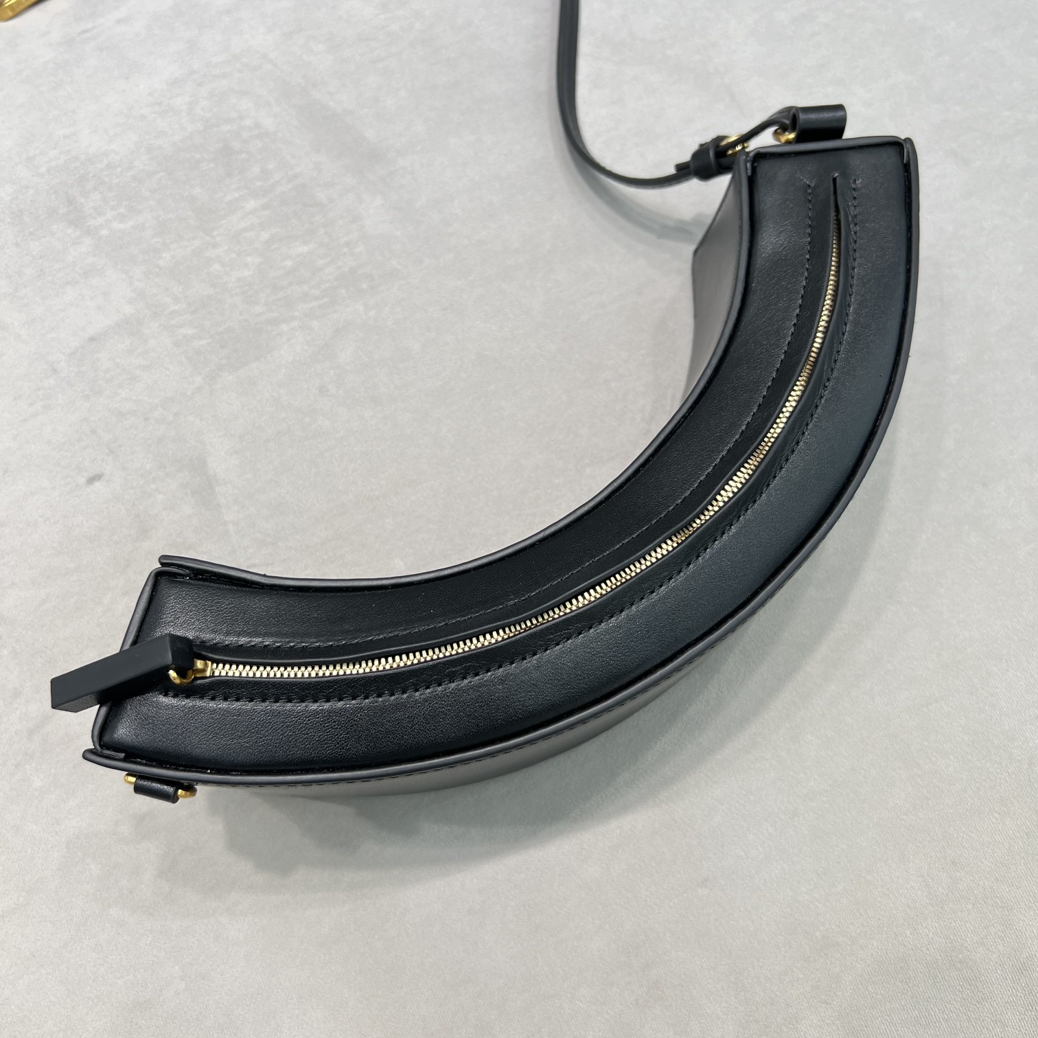 Jacquemus Handbags-35*9*6CM