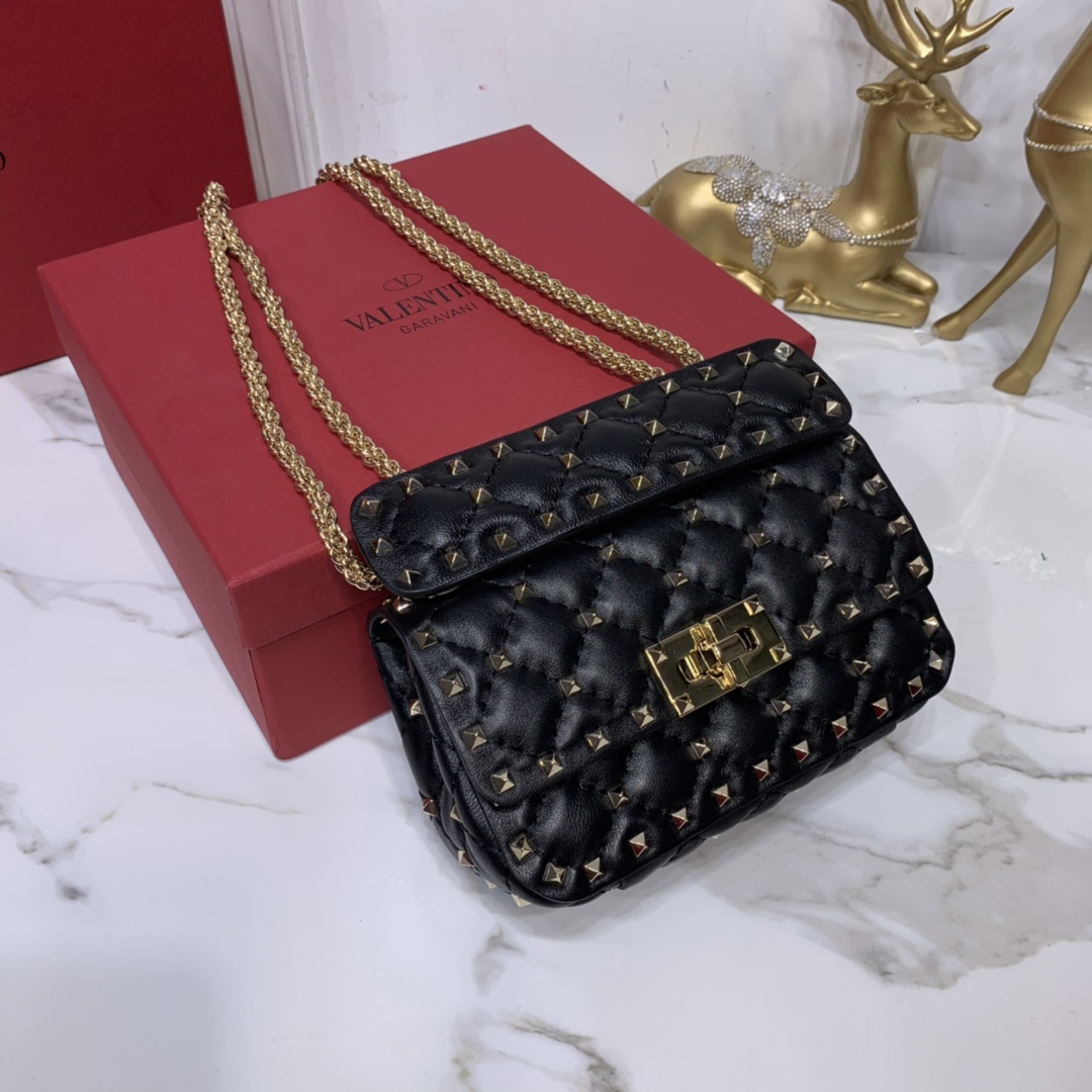 Valentino Garavani Rockstud Spike Bag-17x10x5.5CM