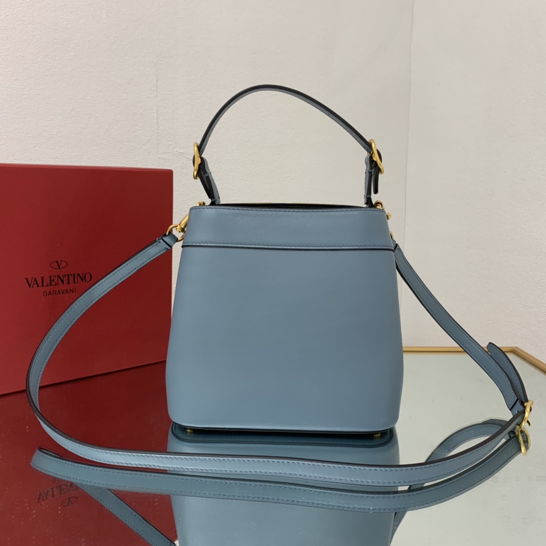 valentino garavani S*pervee bag-20*19*12cm