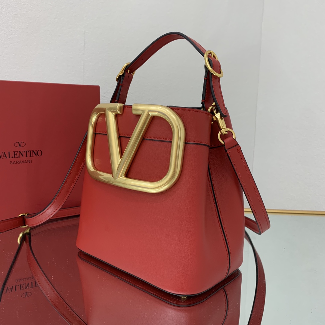 valentino garavani S*pervee bag-20*19*12cm