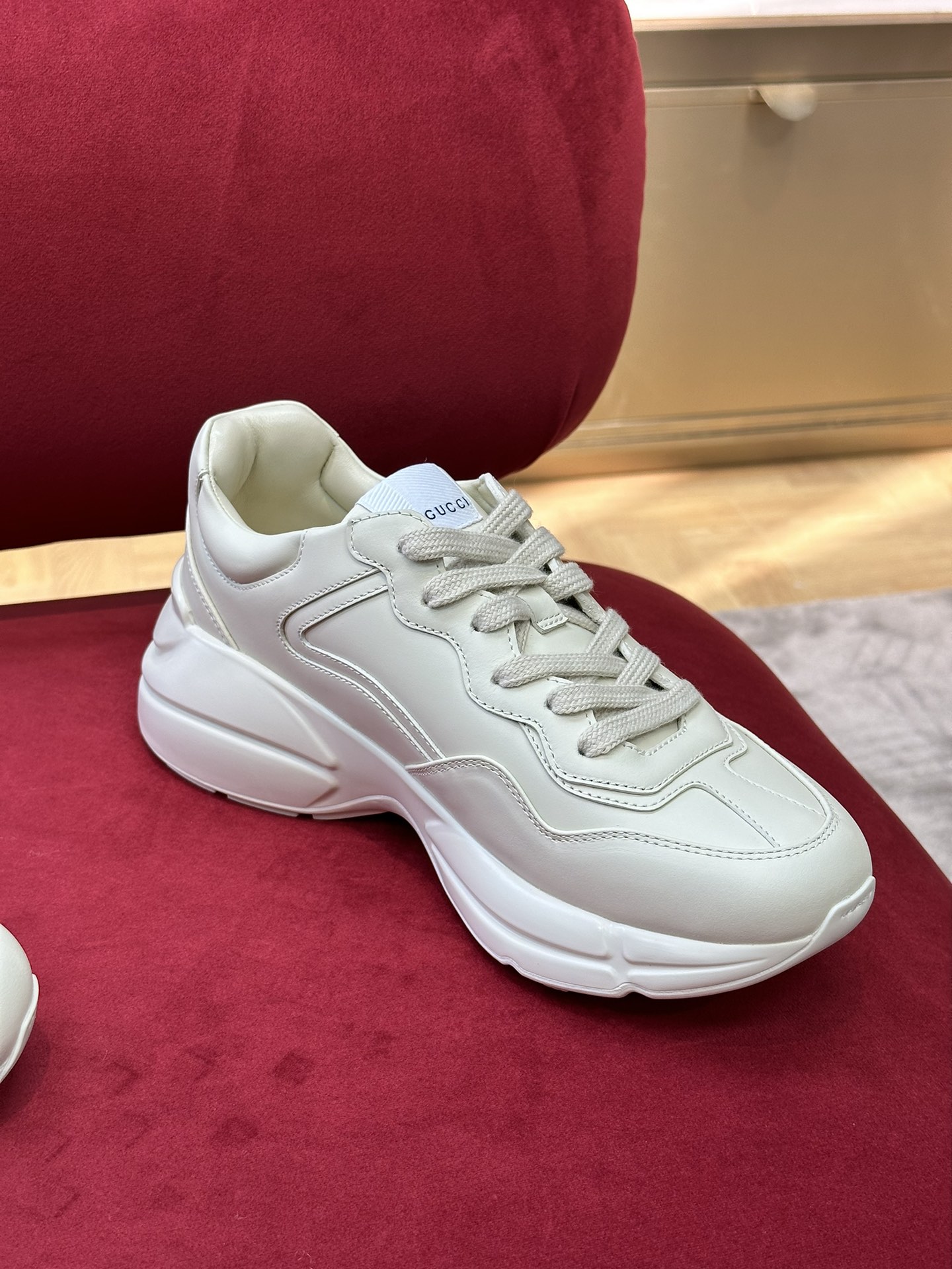 g*u*i&n0*h F**esneakers