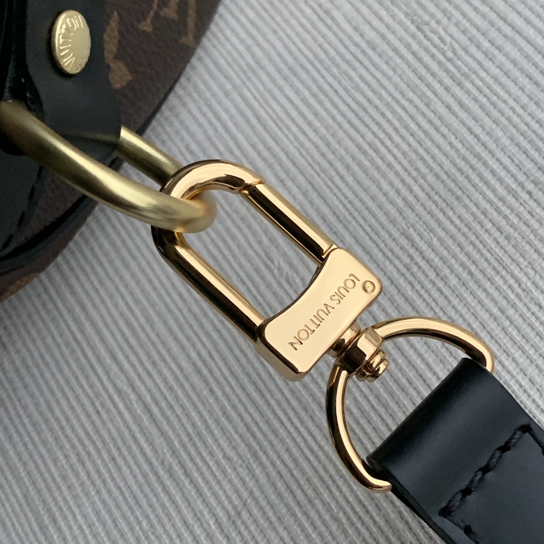 l**is V*t*n speedy bandoulière 25-25*19*15cm