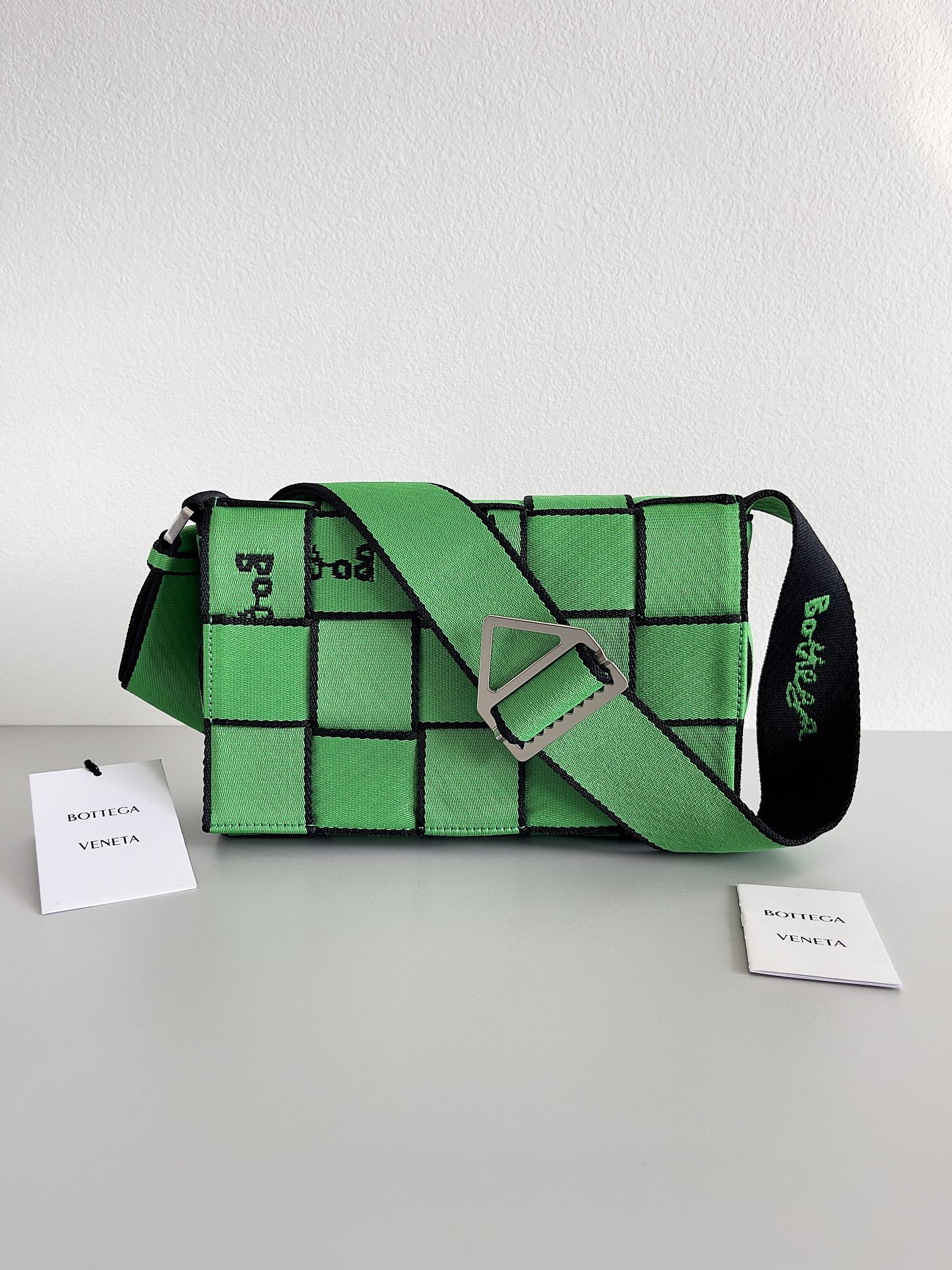 Bo*te*ga ve*ne*ta webbing crossbody bag-25*15*5cm