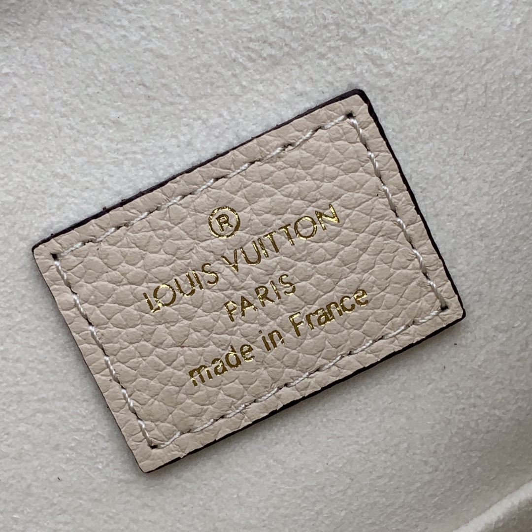 l**is V*t*n marshmallow hobo-24*22*13cm