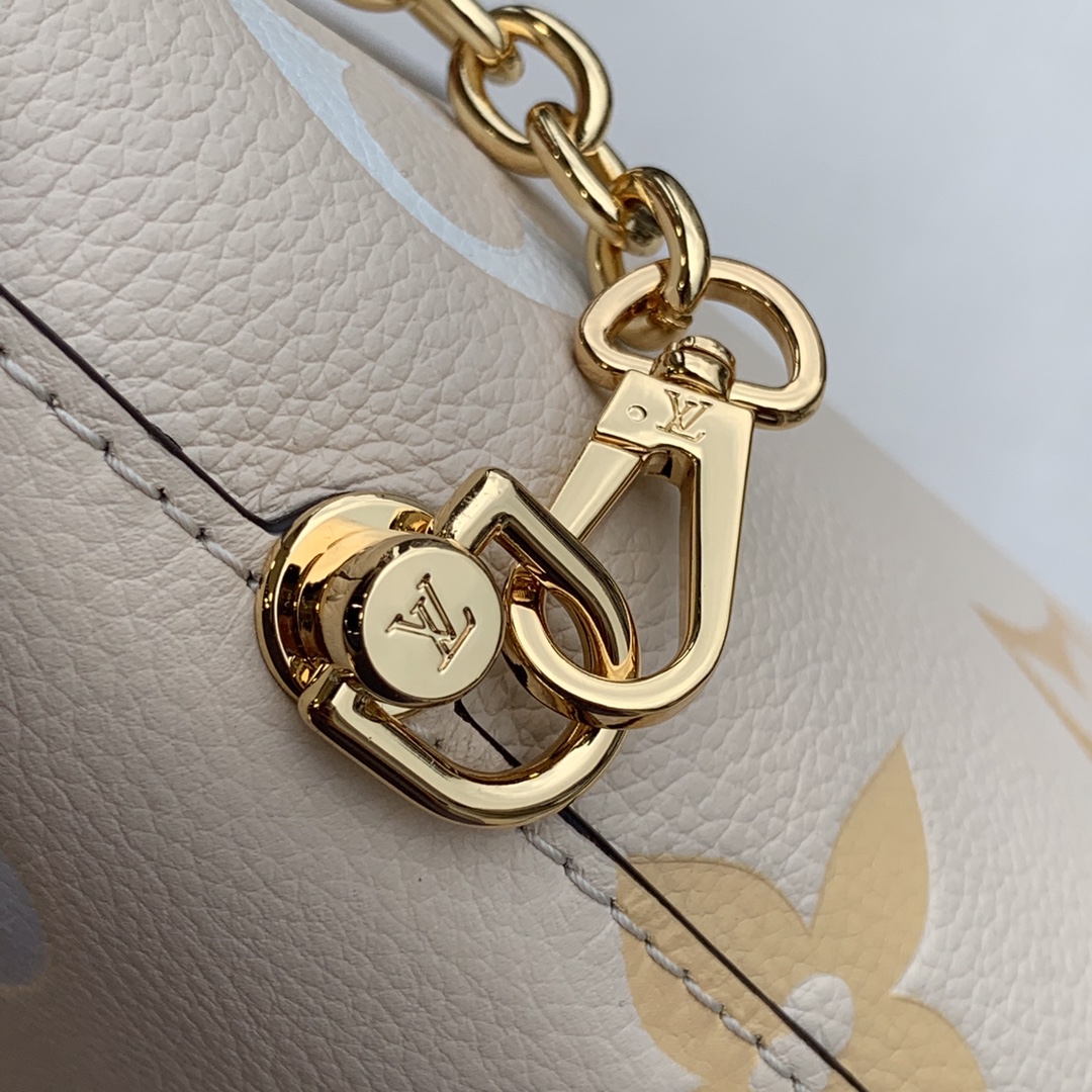 l**is V*t*n marshmallow hobo-24*22*13cm