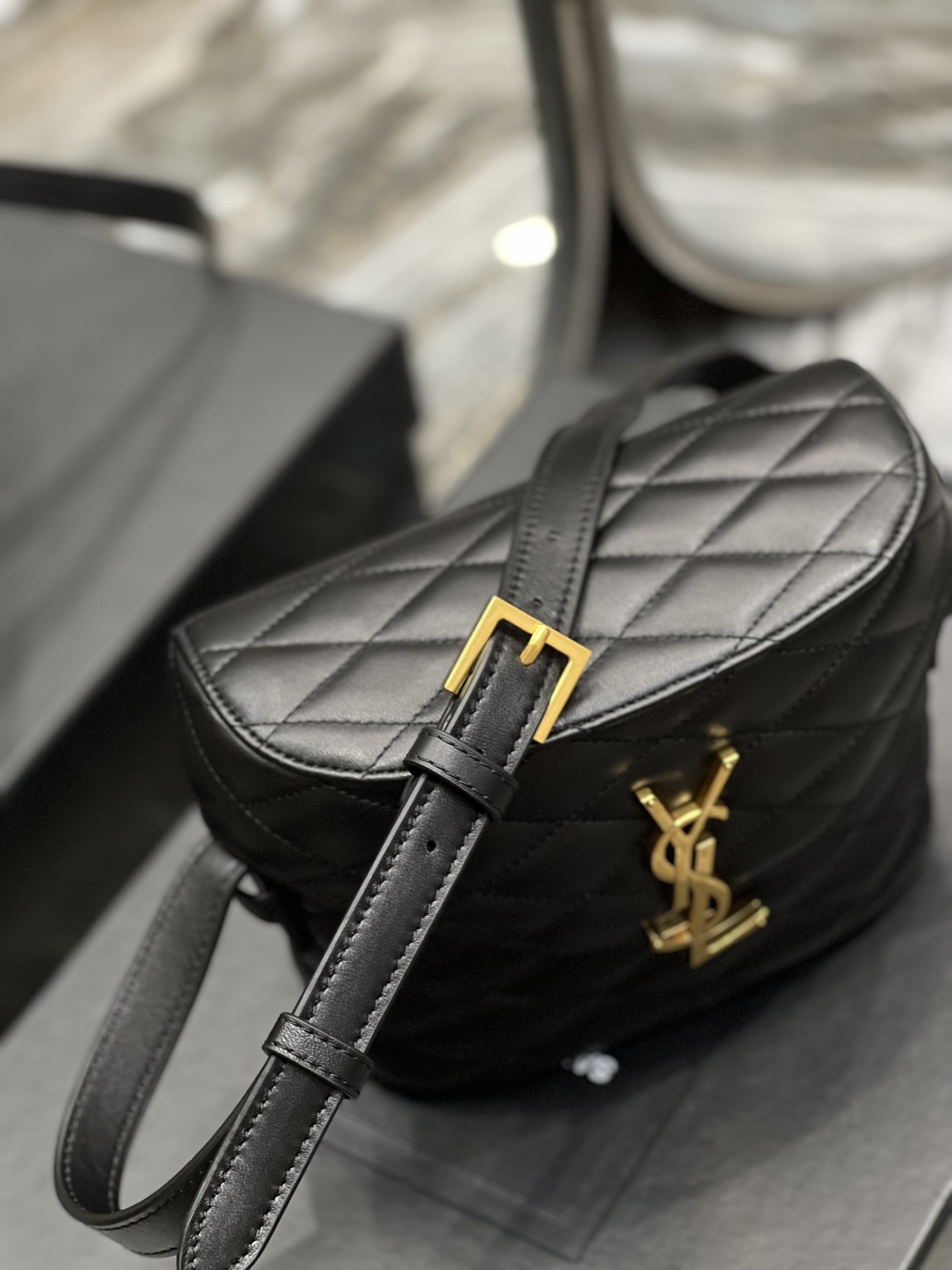 YSL June Handbags-19*15*8CM
