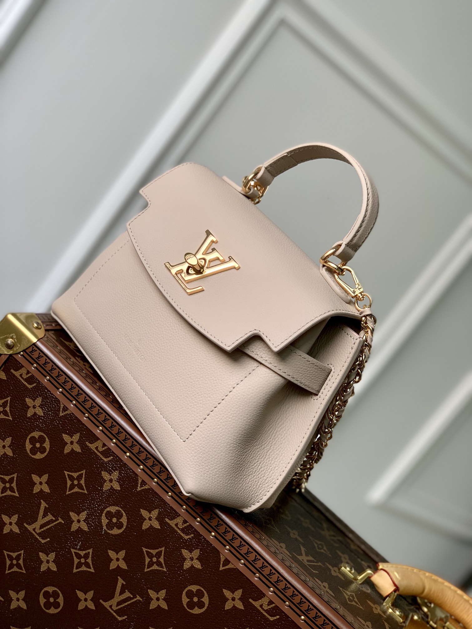 l**is V*t*n lockme ever 23x17x10cm