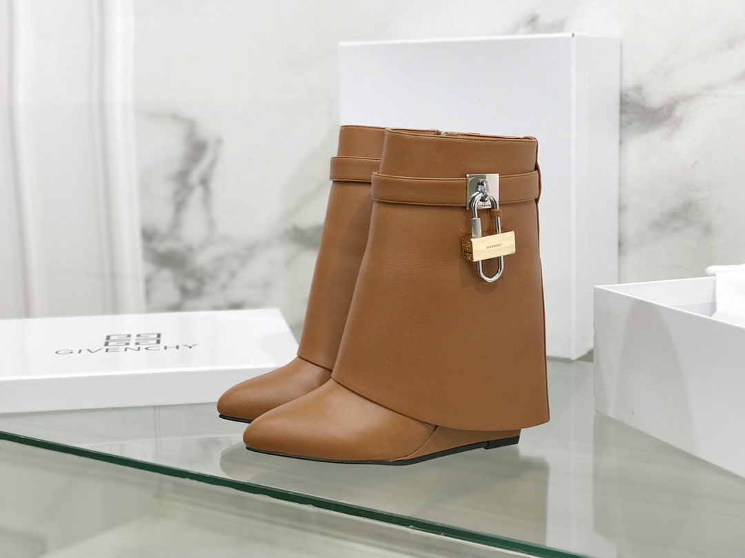 Givenchy Boots(EU35-42)