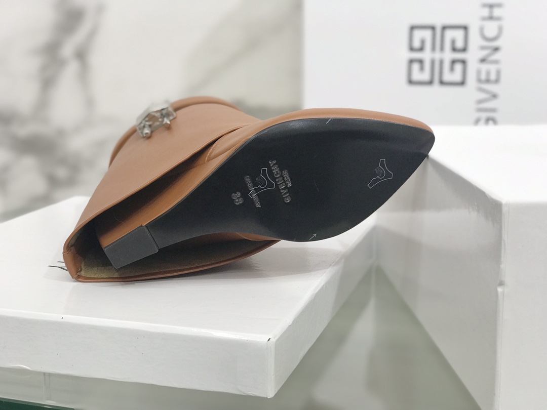 Givenchy Boots(EU35-42)