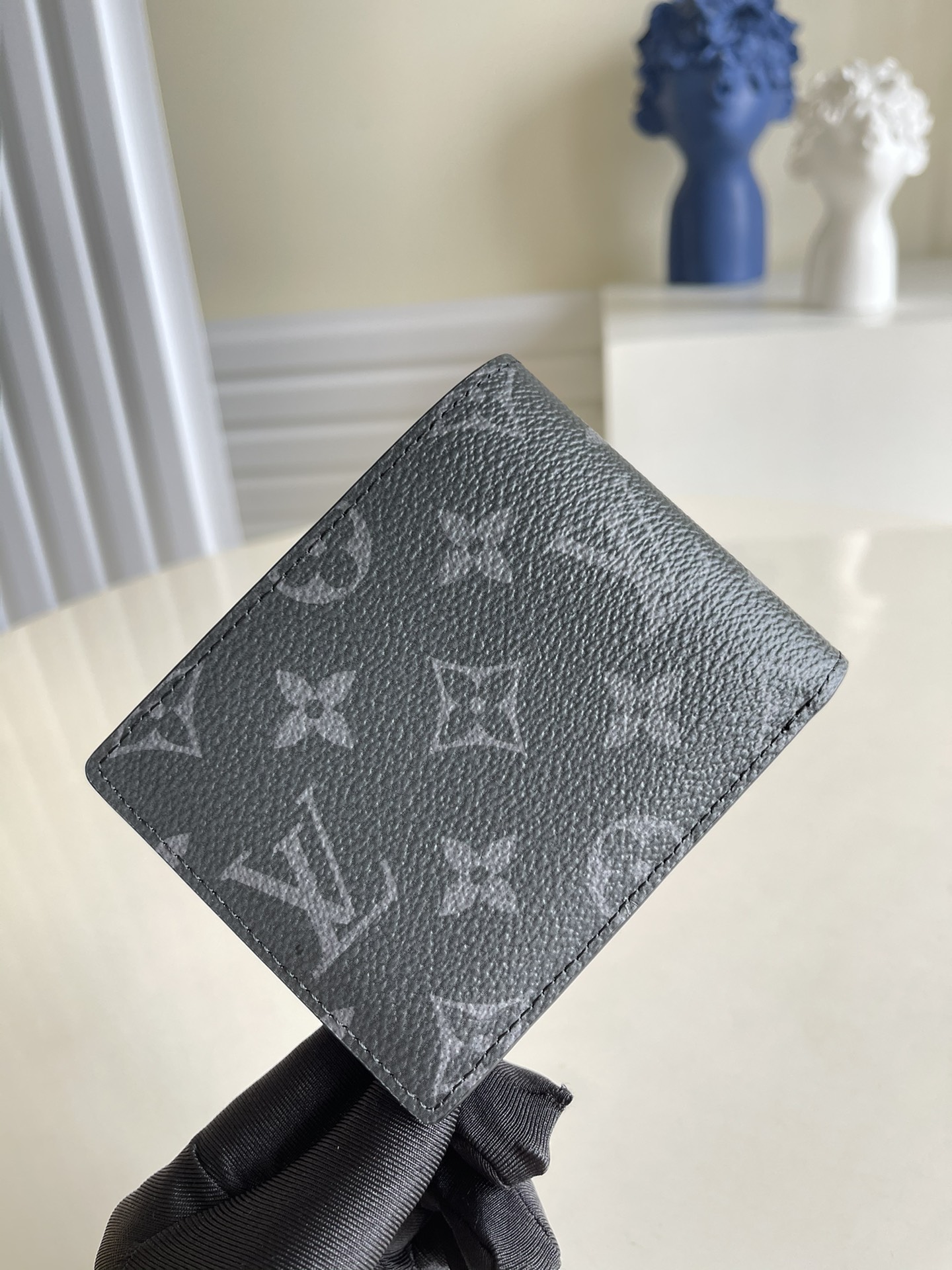 l**is V*t*n slender wallet-m62294-11*9*2cm