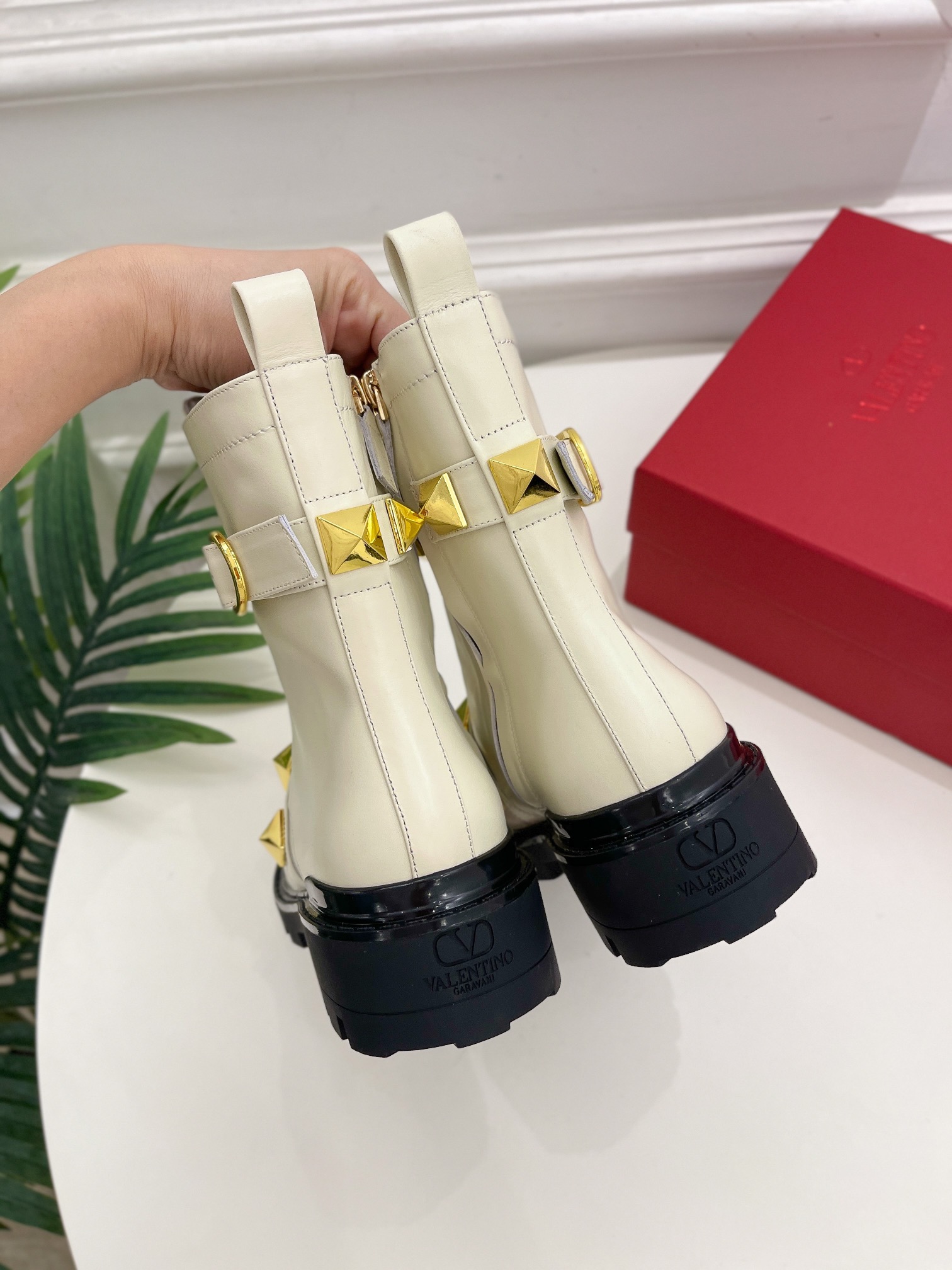 Valentino Boots(EU35-41)