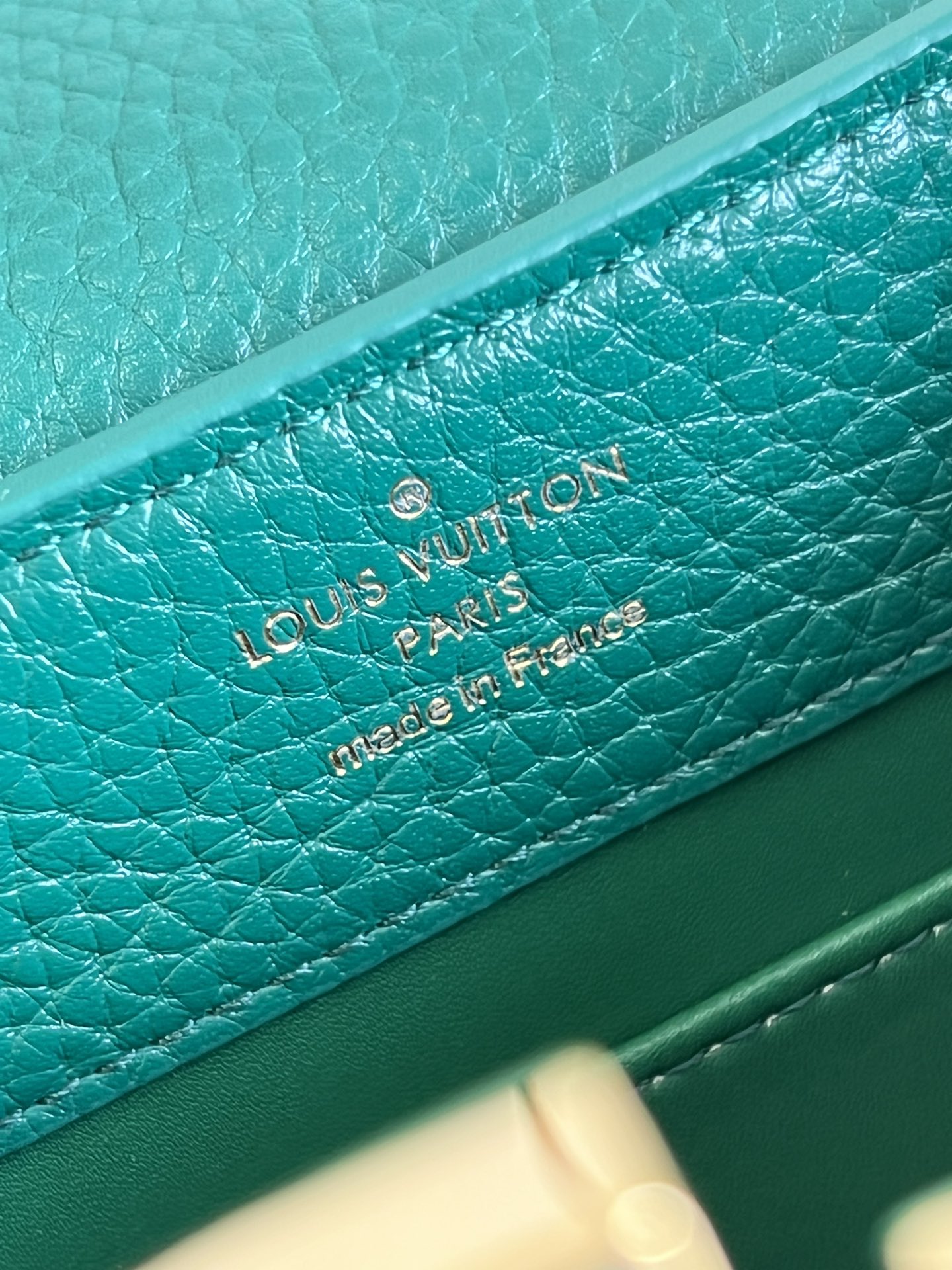 l**is V*t*n mini capucines handlebag-21*14*8cm