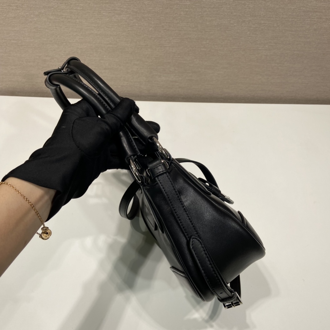 Pra*a moon handbags 1ba381-22.5*16*7.5cm