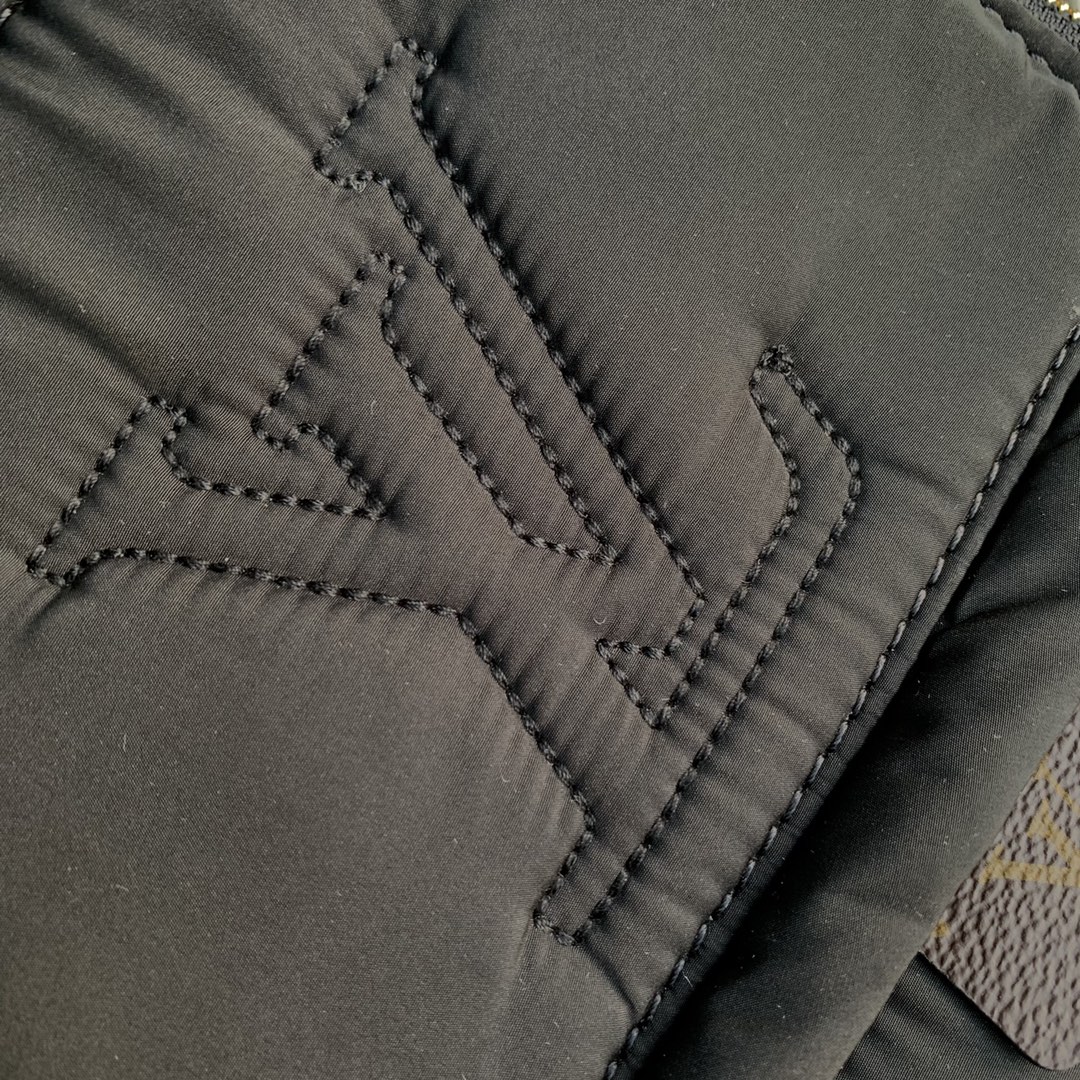 l**is V*t*n pillow palm springs backpack-17 x 22 x 10cm