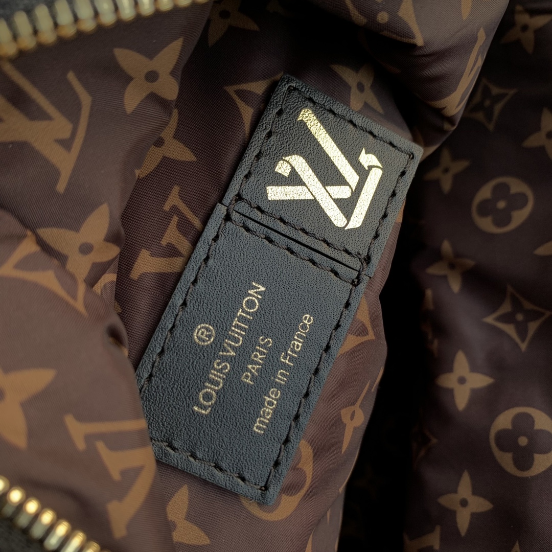 l**is V*t*n pillow palm springs backpack-17 x 22 x 10cm