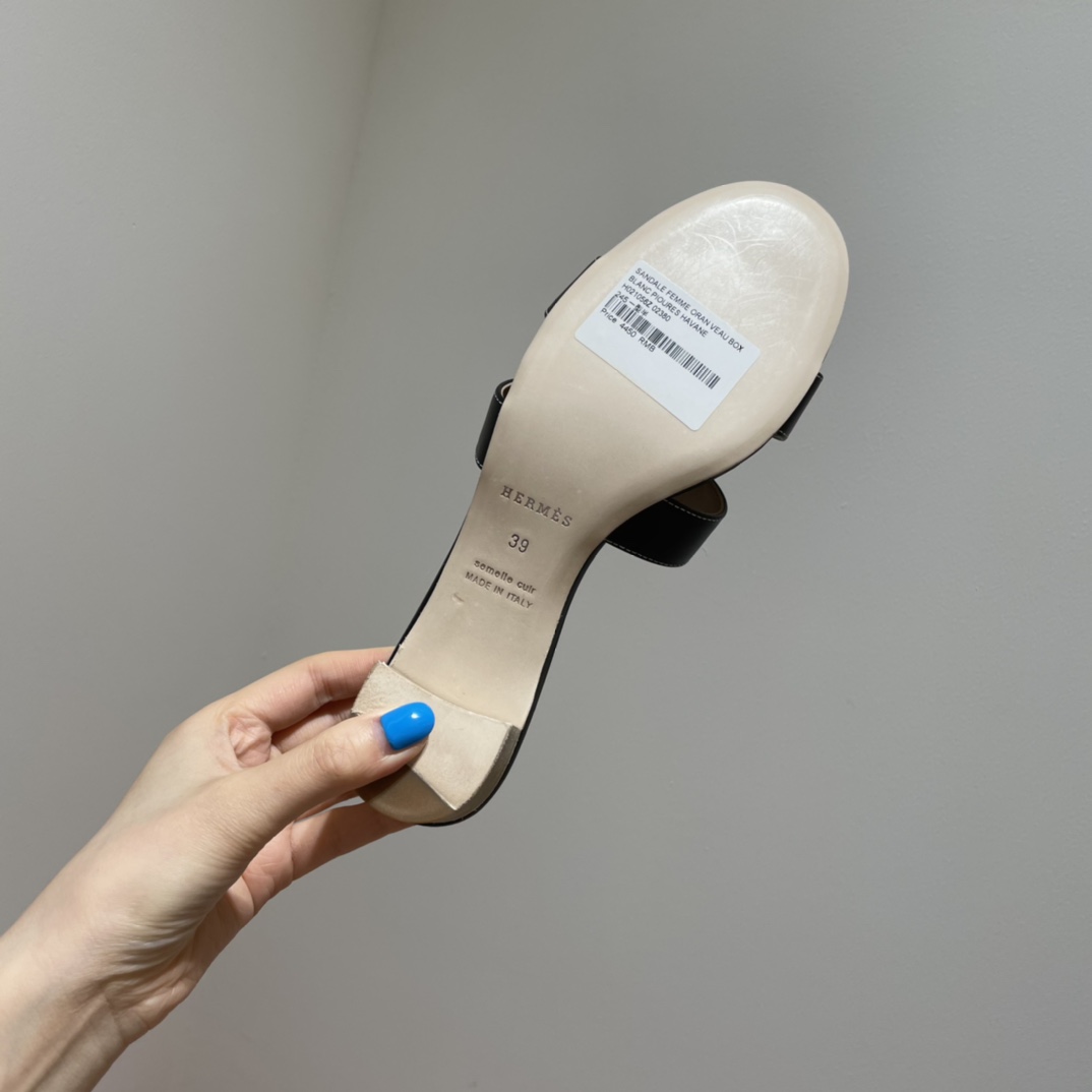 H**mes H**mes classic slippers