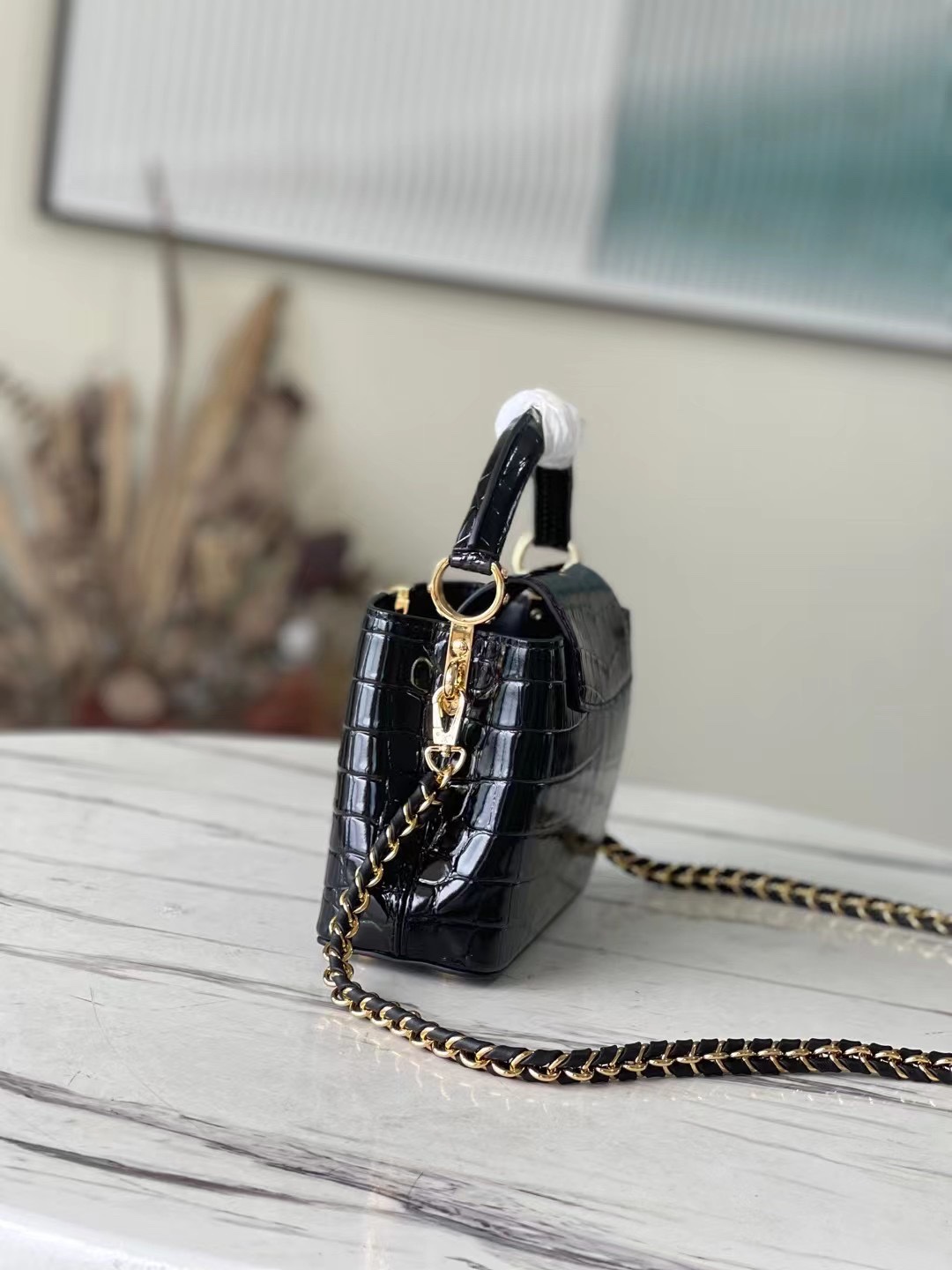 l**is V*t*n mini capucines handlebag-21*14*8cm