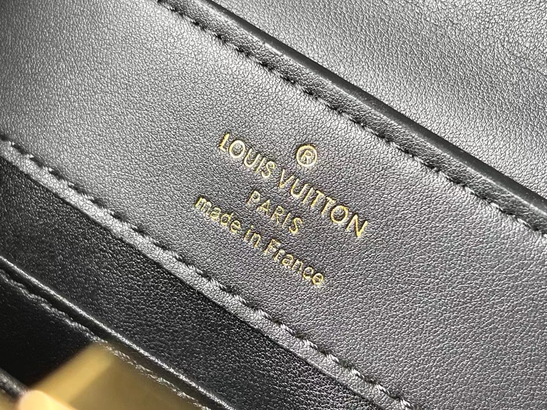 l**is V*t*n mini capucines handlebag-21*14*8cm