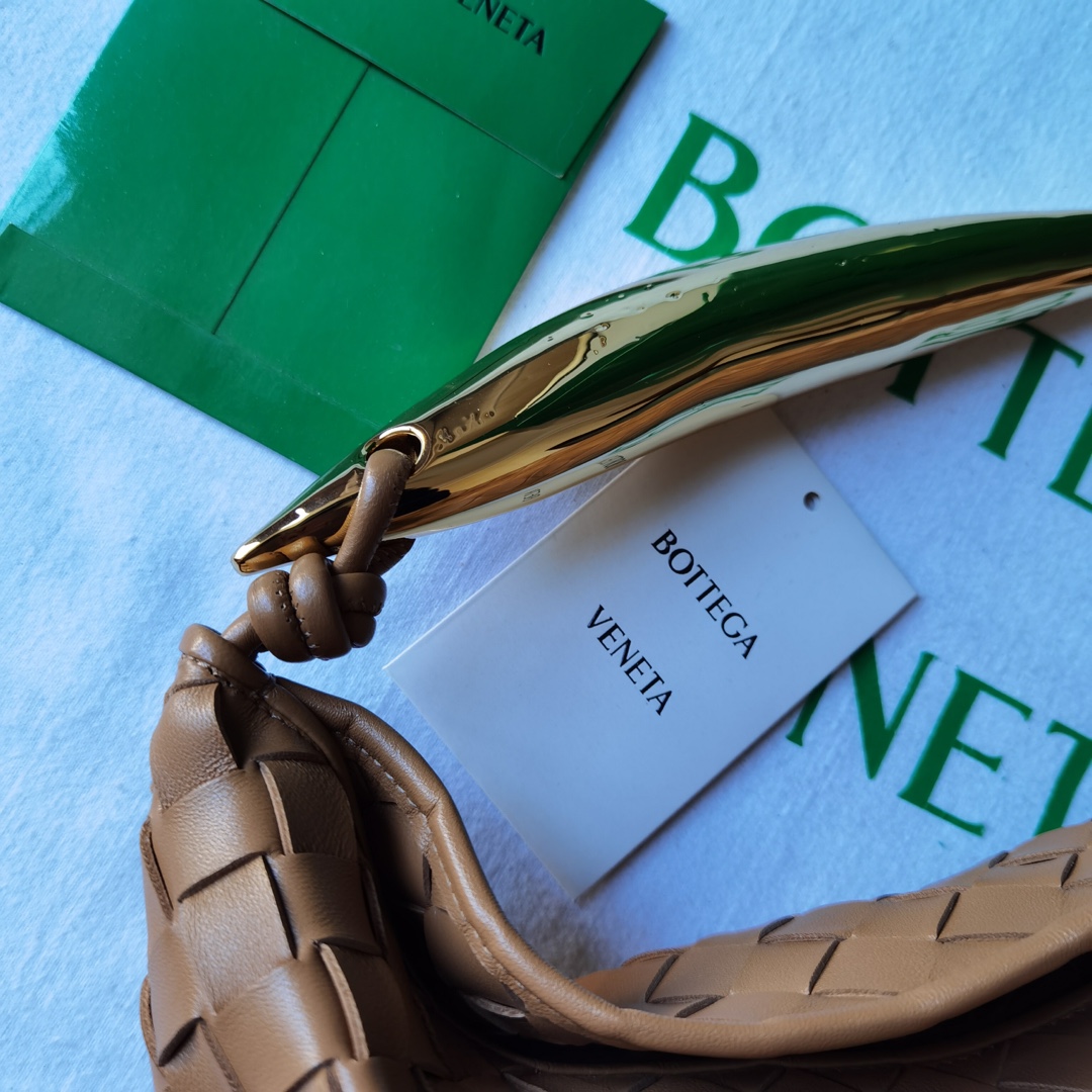 Bo*te*ga ve*ne*ta sardine bag-33x20x4cm