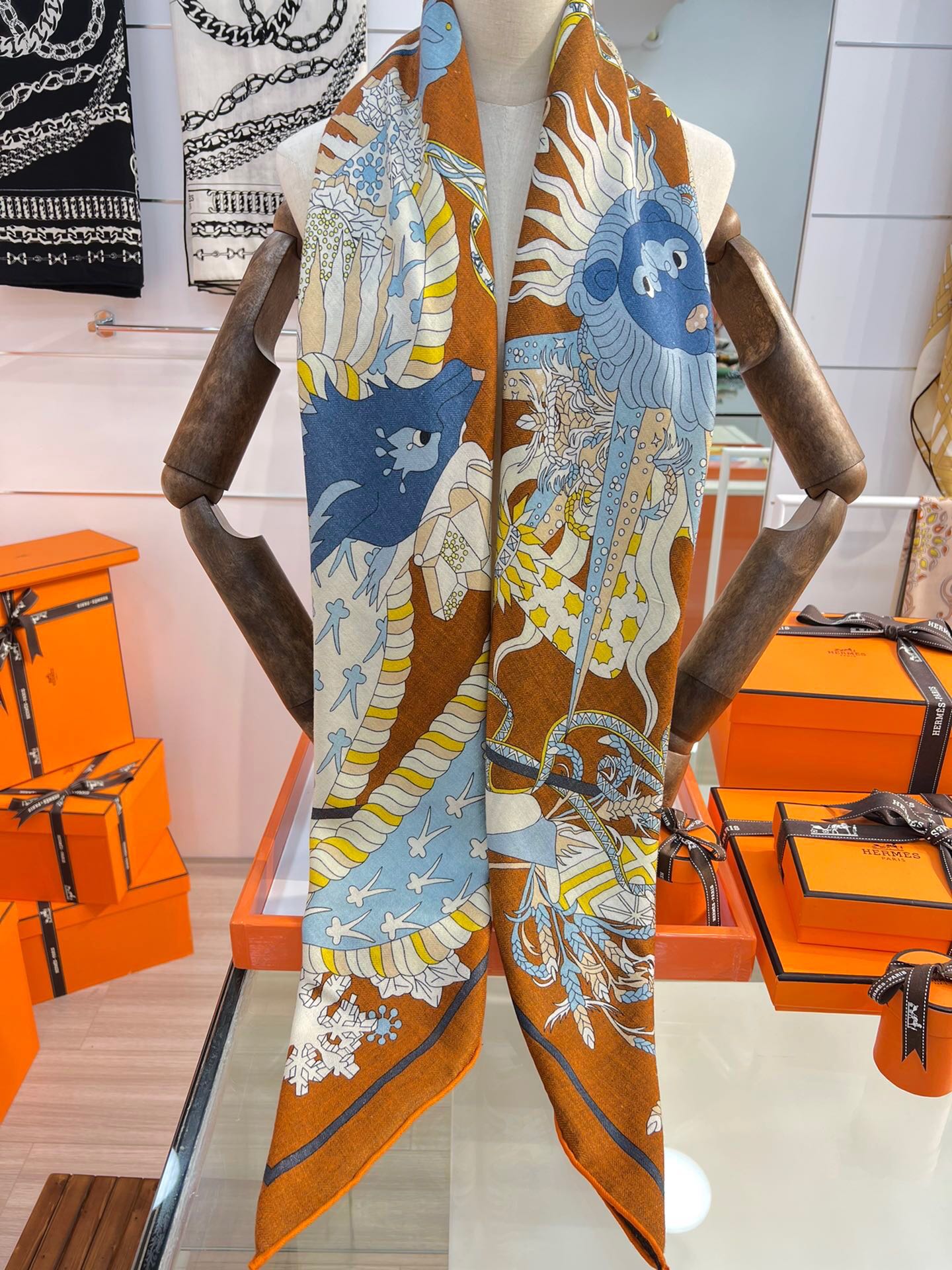 H**mes shawls-140*140cm