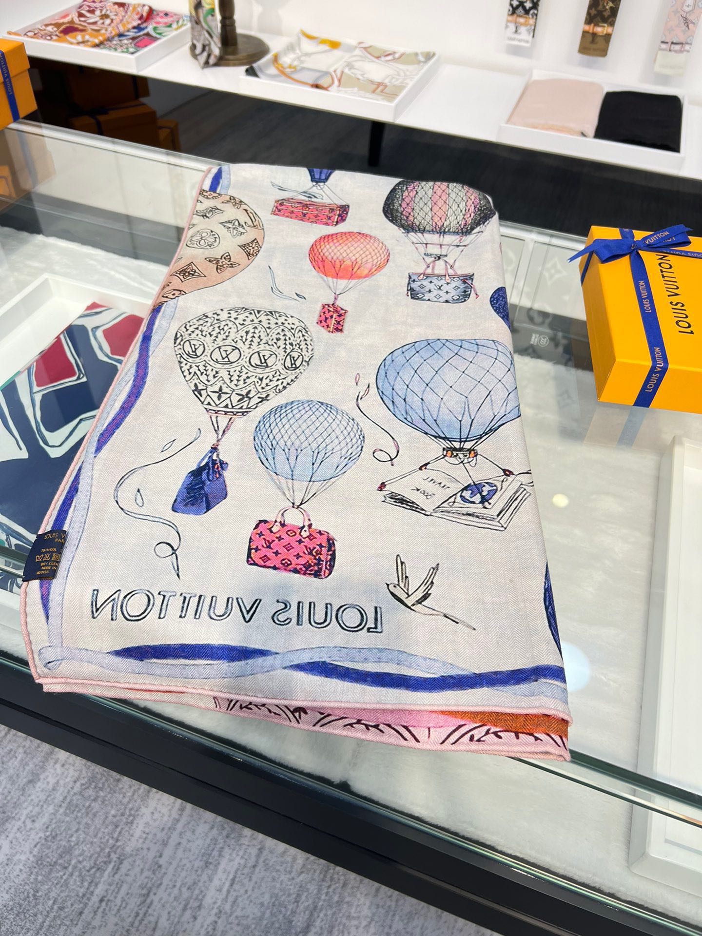 l**is V*t*n shawls-140*140cm