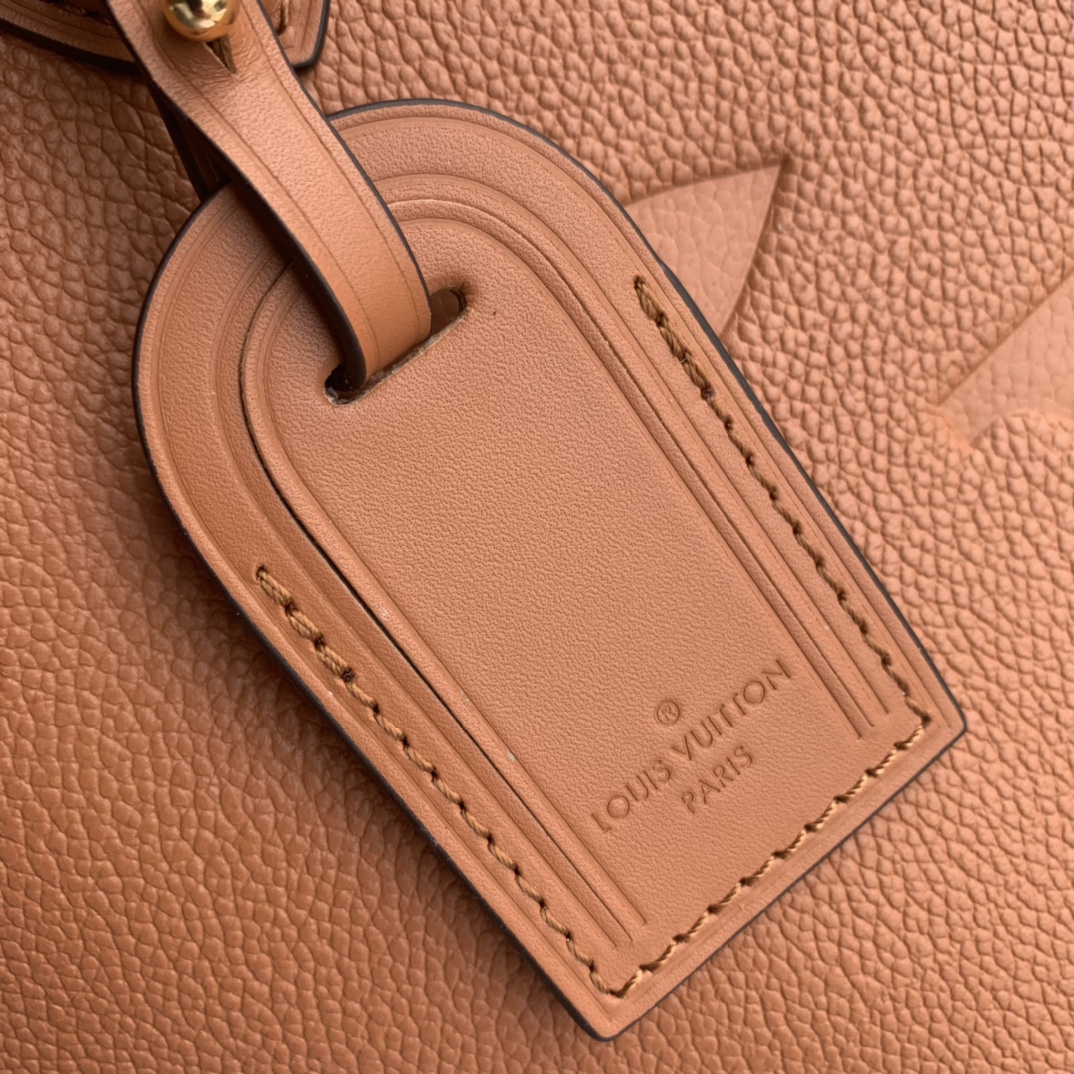 l**is V*t*n onthego handbag-41*34*19cm