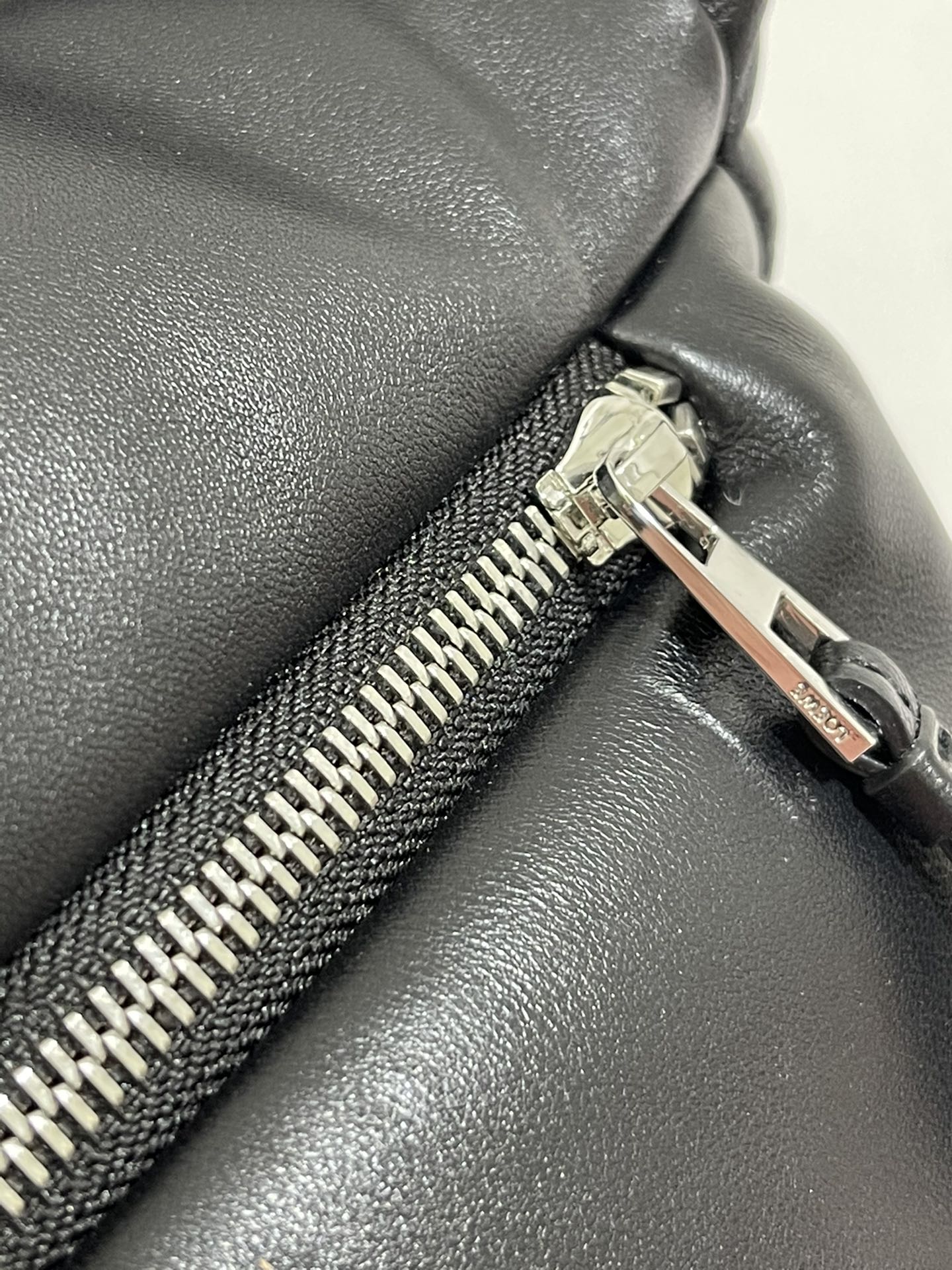 Loewe Puzzle Puffer Hobo Bag-31*16*13CM