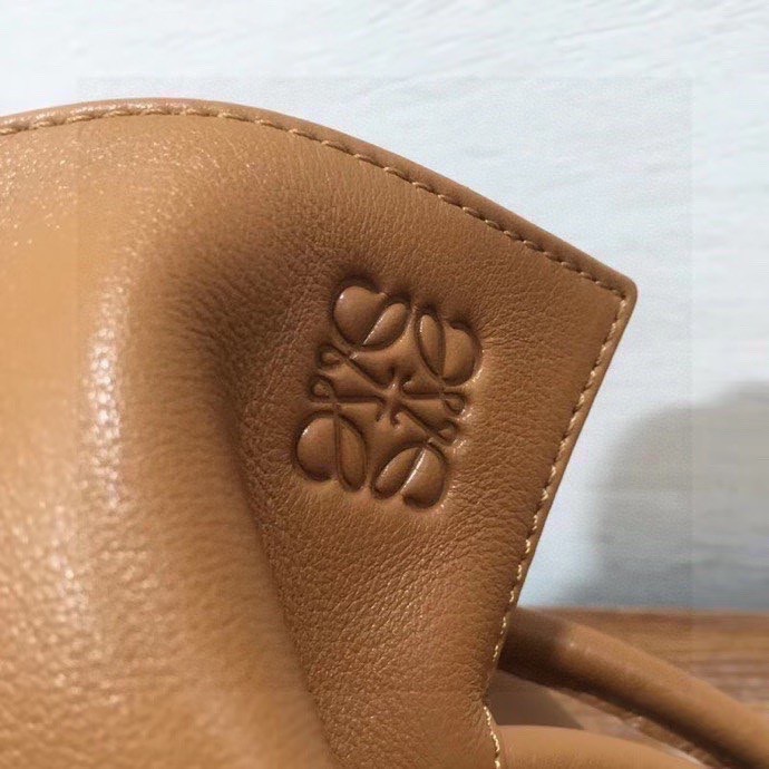 Loewe Flamenco-26*29.5*11CM