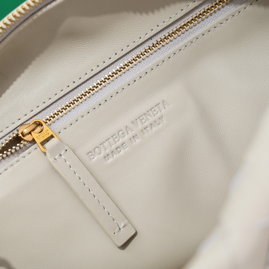 Bo*te*ga ve*ne*ta jodie hobo-40*48*16cm